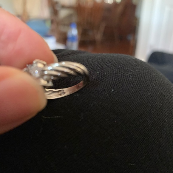 Platinum Diamond Ring - Picture 4 of 7